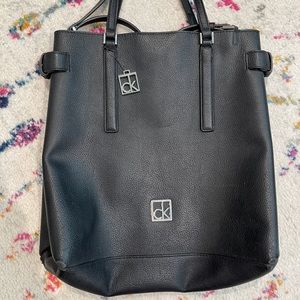 Calvin Klein Large hand/crossbody bag.